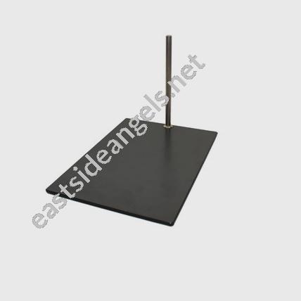 Tripod plate with fastening rod